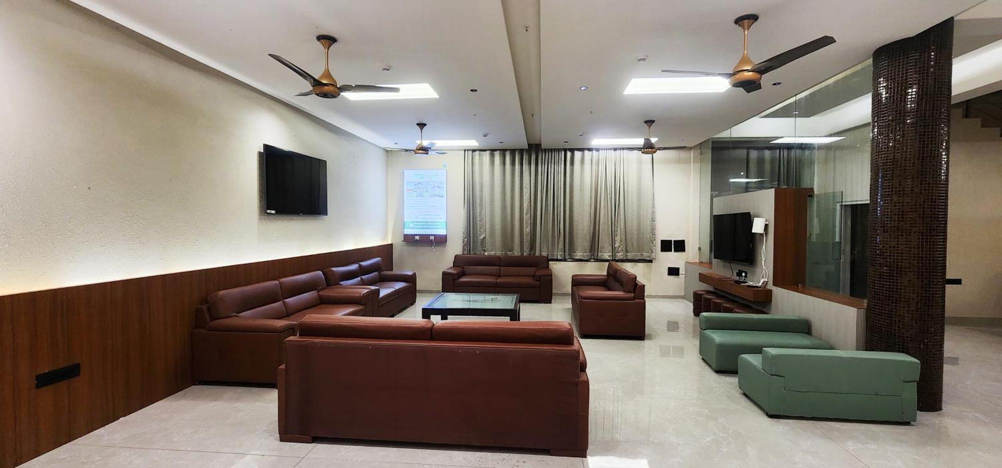 Goverdhan Greens Resort Dwarka L Hotels In Dwarka Екстериор снимка