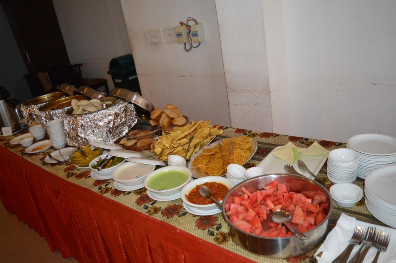 Goverdhan Greens Resort Dwarka L Hotels In Dwarka Екстериор снимка